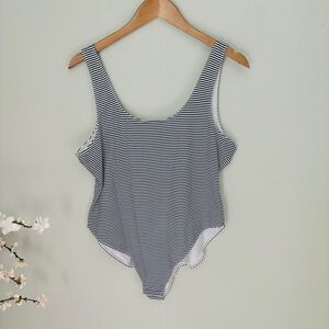 Old Navy Striped Sleeveless Bodysuit Size XL